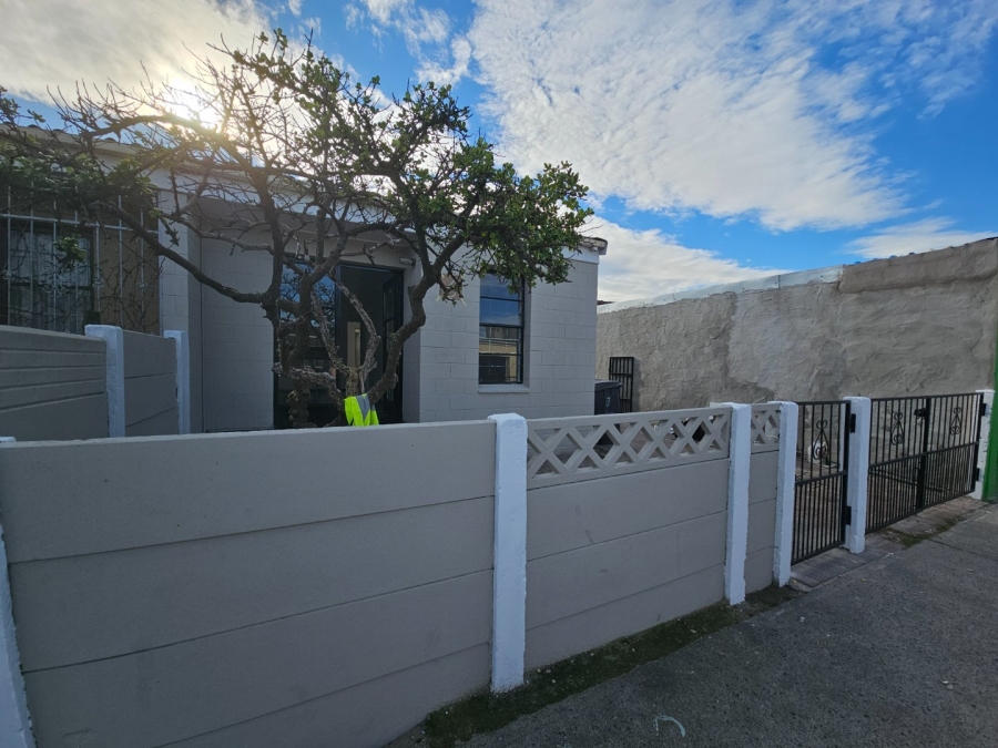 3 Bedroom Property for Sale in Eastridge Western Cape